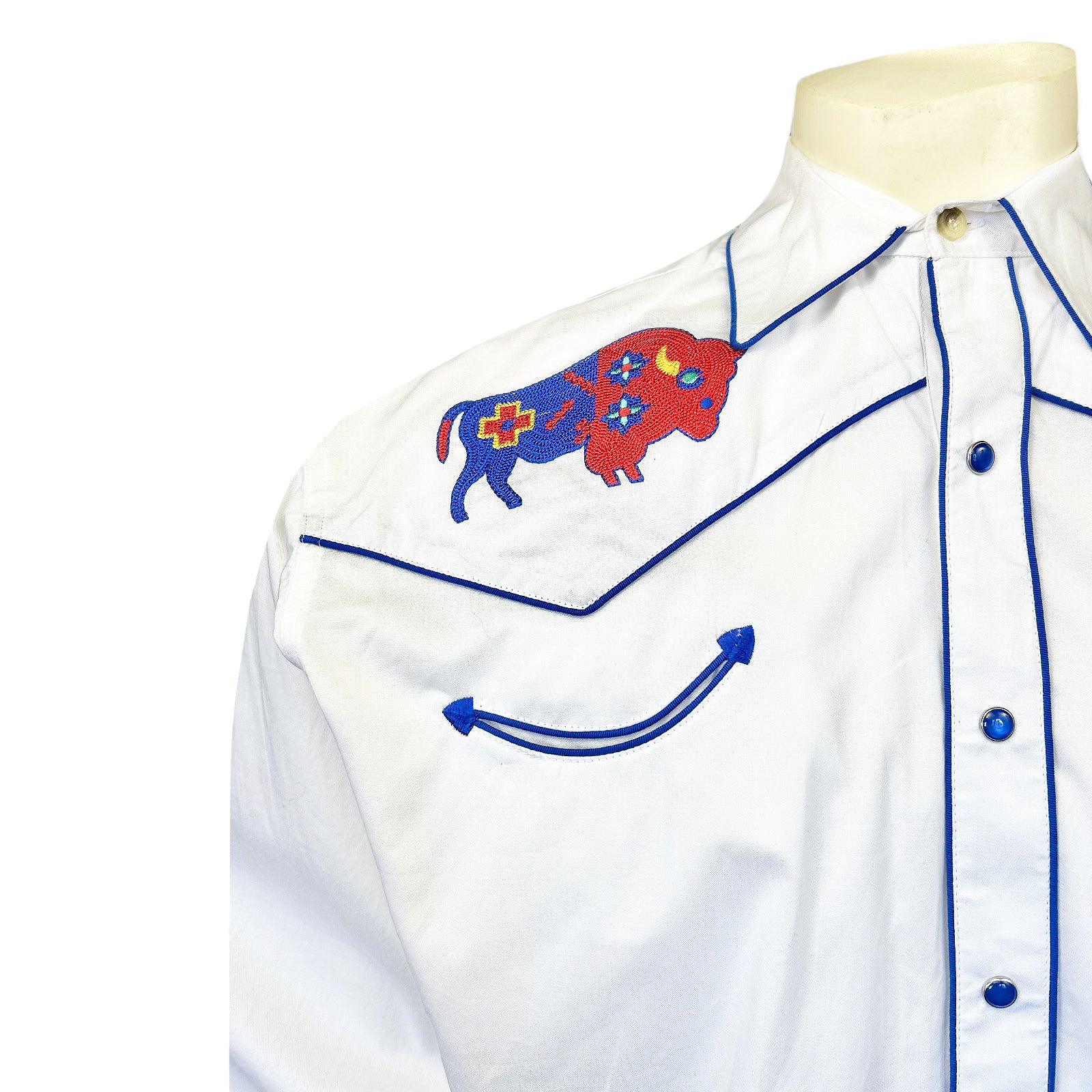 Rockmount Ranch Wear Men's Embroidered Bison White Front #176868